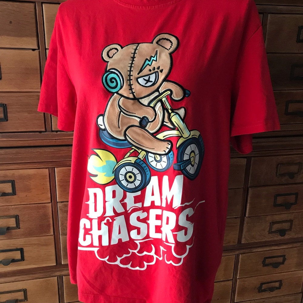 BKYS Dream Chasers Men’s Large Red T-shirt Teddy Bear